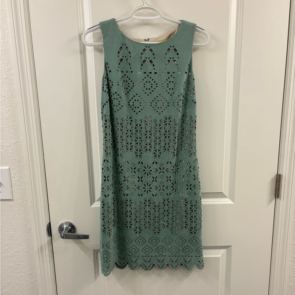Gianni Bini beautiful dress